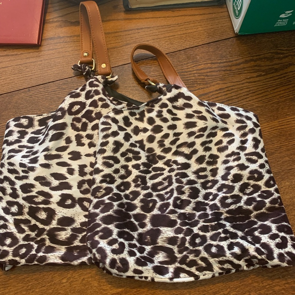 Leopard Print Purse with Brown Handles